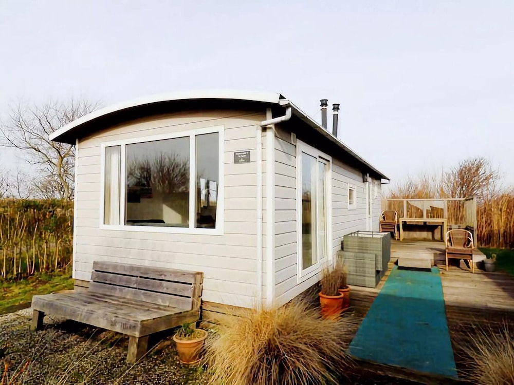 Restful Dune Chalet in Hollum Between Golf Course and Beach