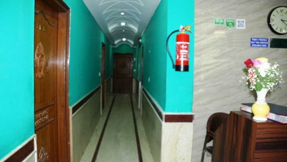 Maxfort Airport Hotel