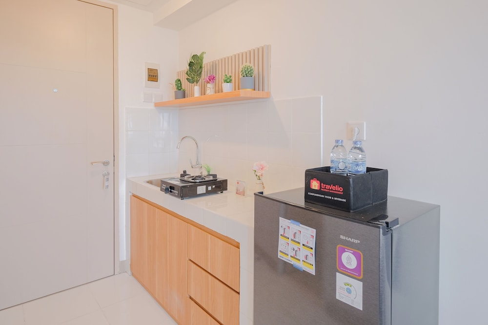 Comfort And Warm Studio At Tokyo Riverside Pik 2 Apartment