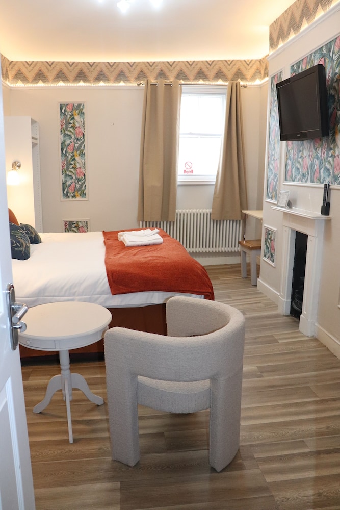 Rooms on The Prom