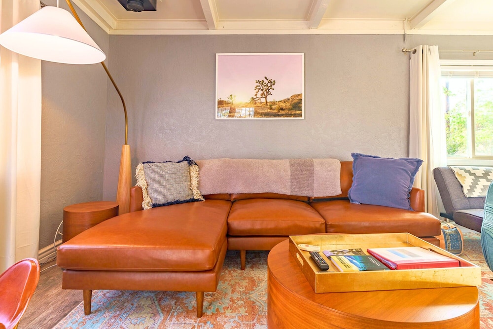 Perfect Getaway W/amazing Views At Joshua Tree 3 Bedroom Home by RedAwning view 3