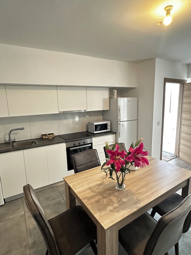 Arsenia Cottage D - Kyperounta