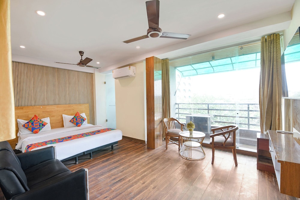 Fabhotel Hari Nagar Ashram