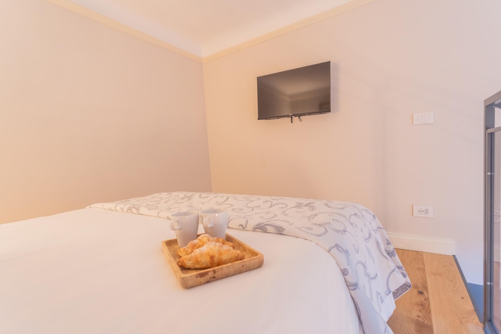 Cinque Giornate 70 Suites - Atena