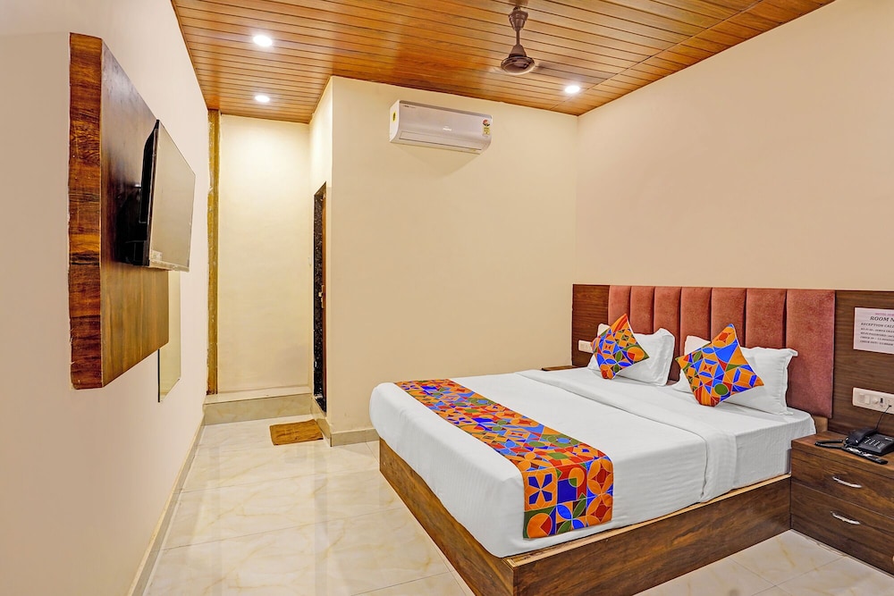 FabExpress Surya Grand