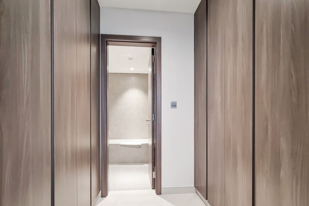 1B-Residence 3-407