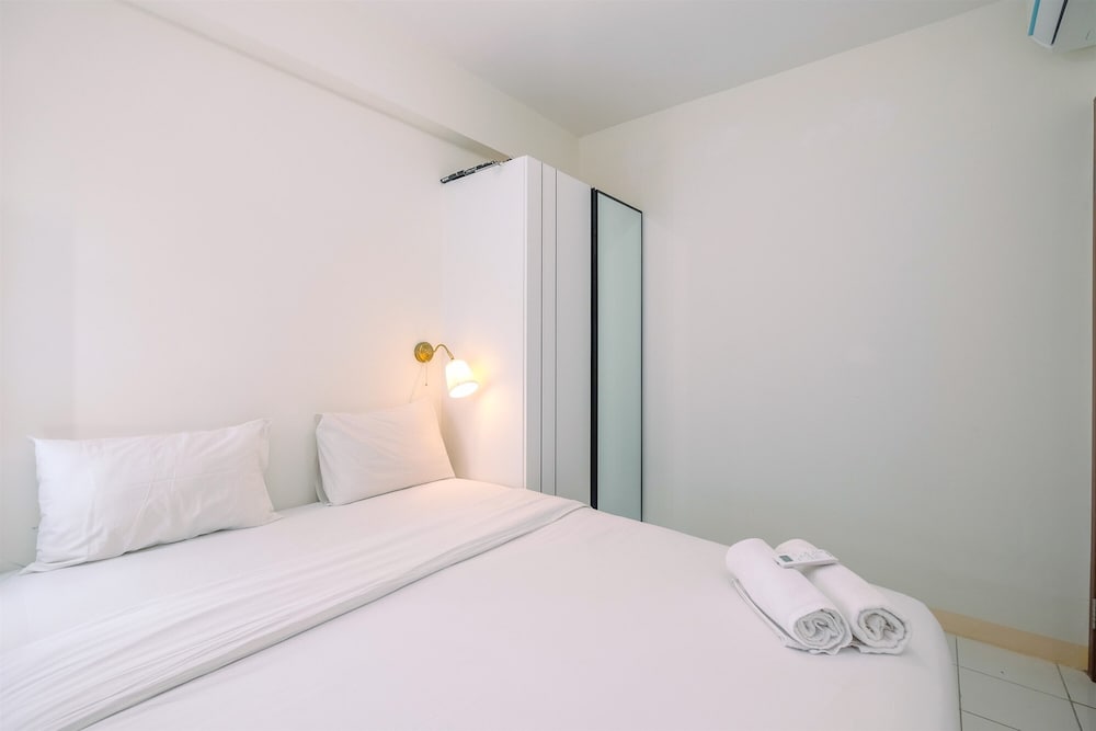 Comfy and Tidy 1BR at Podomoro Golf View Apartment