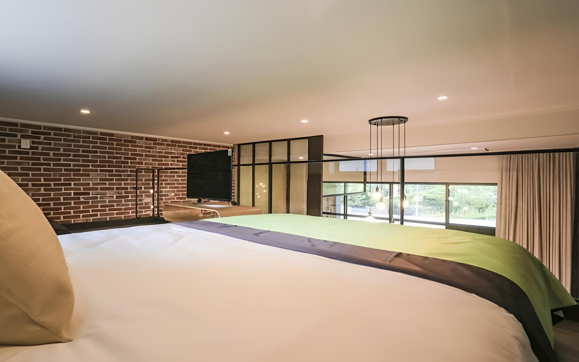 Cheongju Okhwayongsojelpyeong Pension