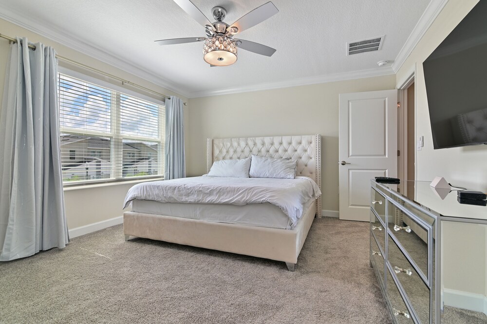 1116chd-the Retreat At Championsgate 4 Bedroom Townhouse by RedAwning view 2