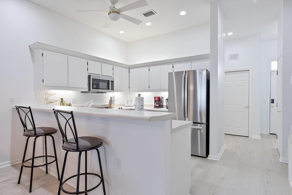 Gulfs Edge Townhome #7- Sun-kissed Memories
