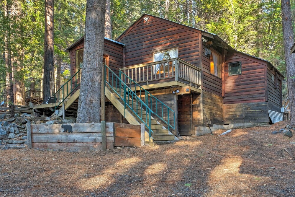 Camp Connell Cabin Near Vineyards & Hiking