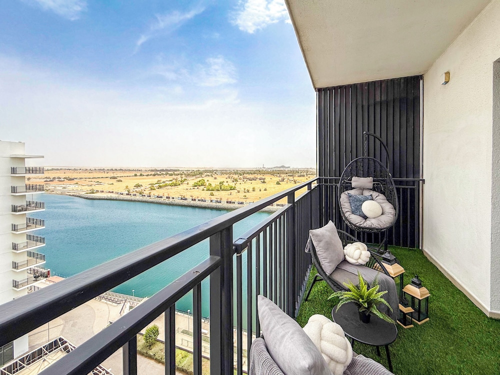 Waters Edge Yas Island by Ferrari World