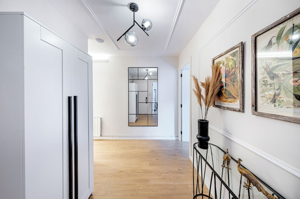 BeBarceloner Eixample Apartments