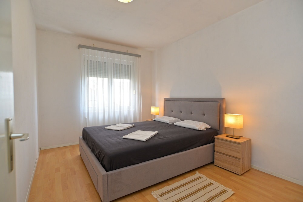 Apartments 2071