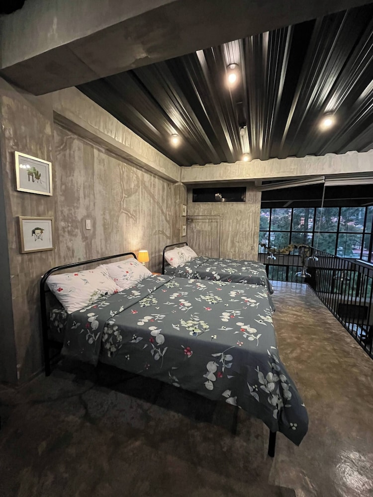 Baguio Hillhouse, Ask About Free Stay for Kids