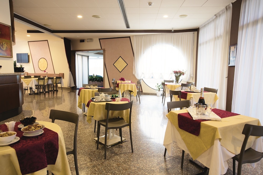 Sesto San Giovanni Vacations - iH Hotels Milano St. John Sesto San Giovanni - Property Image 12