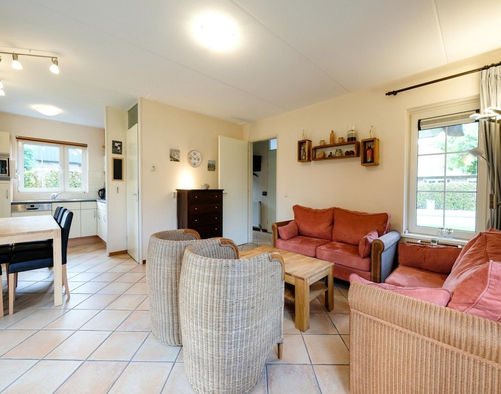 6-person Holiday Villa With Garden