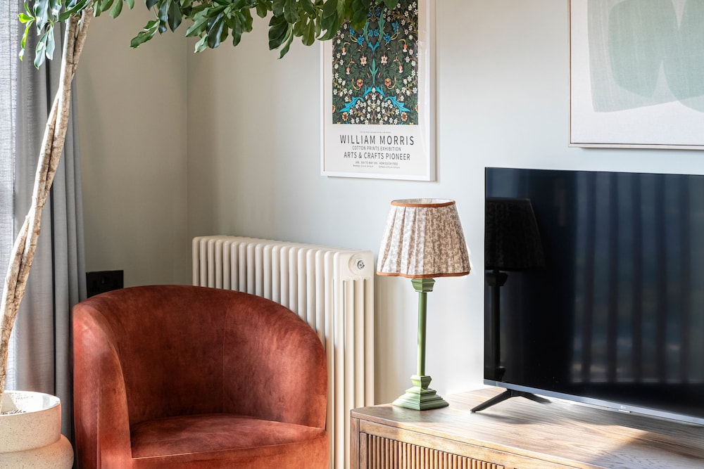 The Eades ADC Atelier 2 Bed