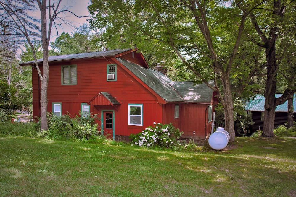 Birchcliff Resort
