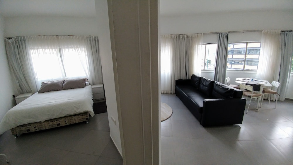 Begin19 Apartment Hotel