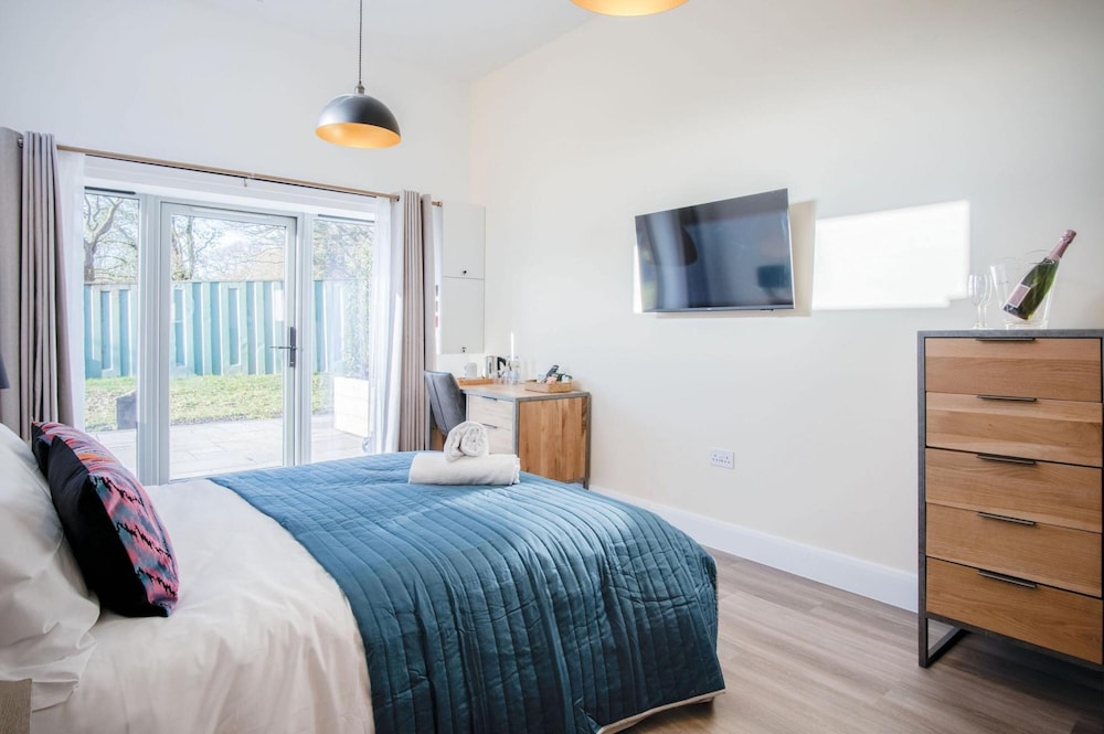 Room 11 - The Sleeping Giant - Pen Y Cae Inn view 3