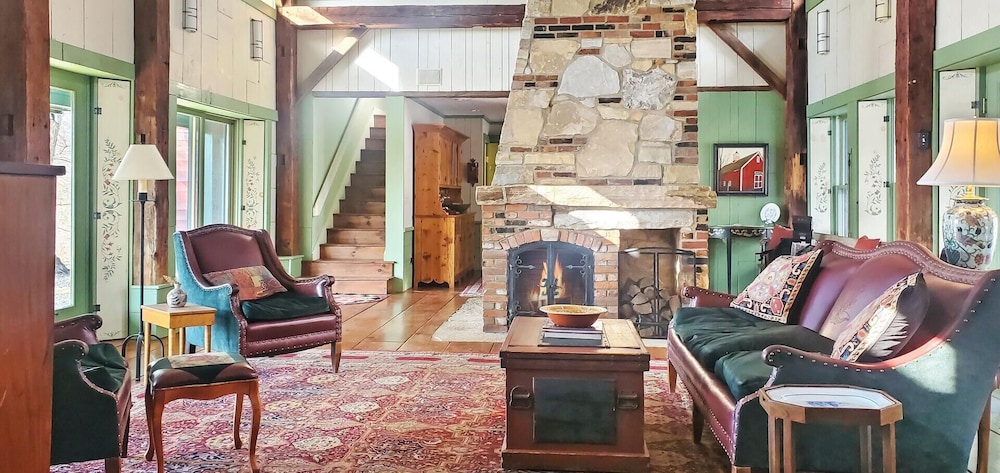 Old Orchard House