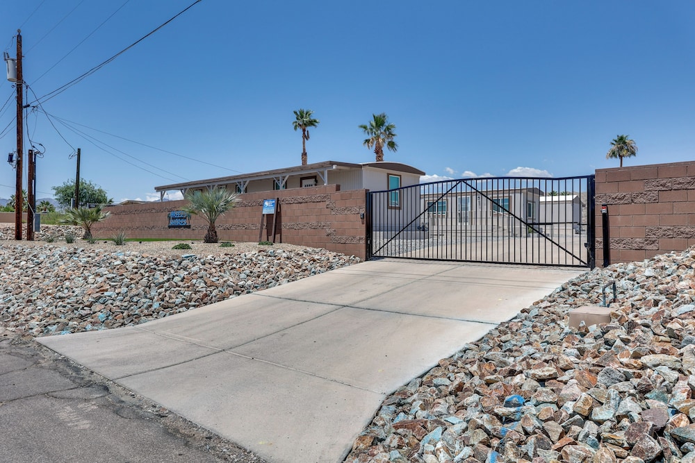 Riverfront Bullhead City Home, Near Casinos