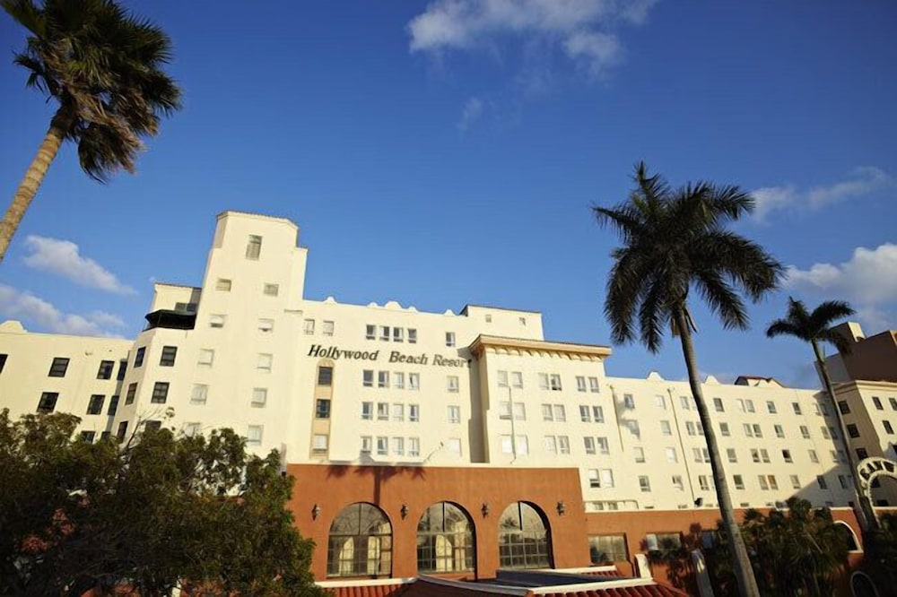 Hollywood Beach Resort-cute Petite Studio