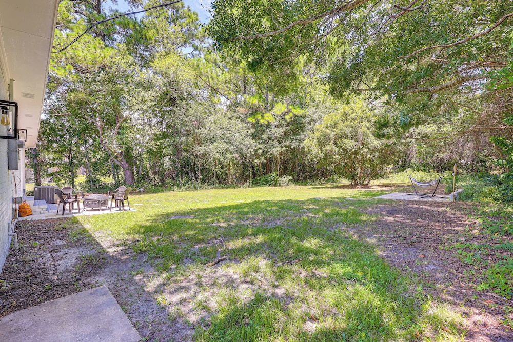 Updated Wilmington Home Near Intracoastal Access