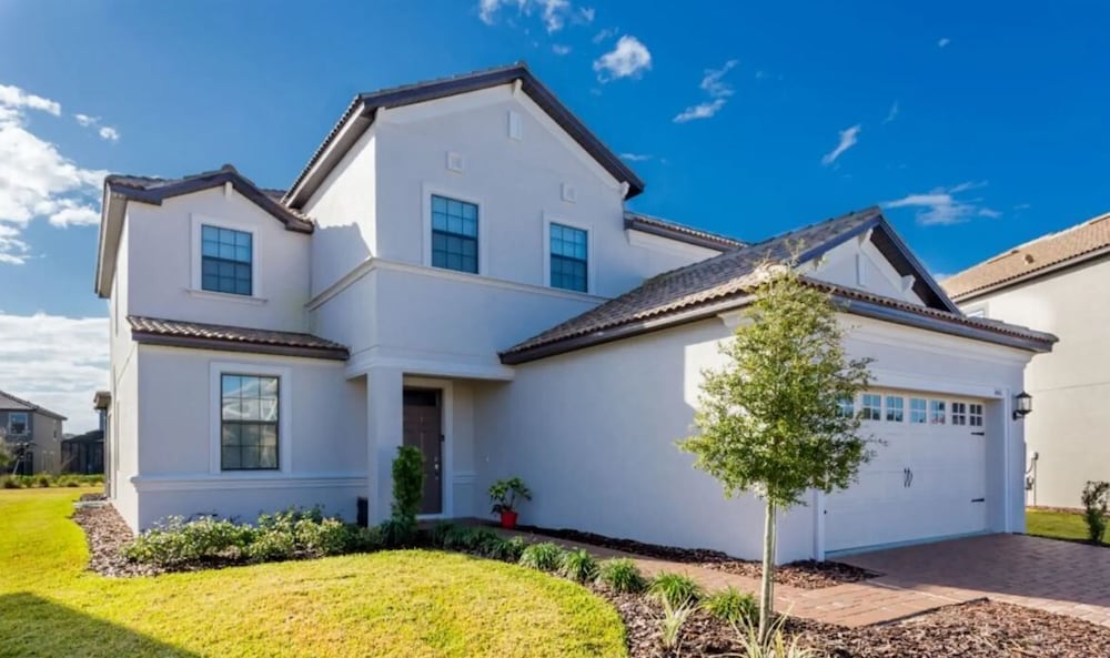 5 bdrm home - Champions Gate Resort view 4