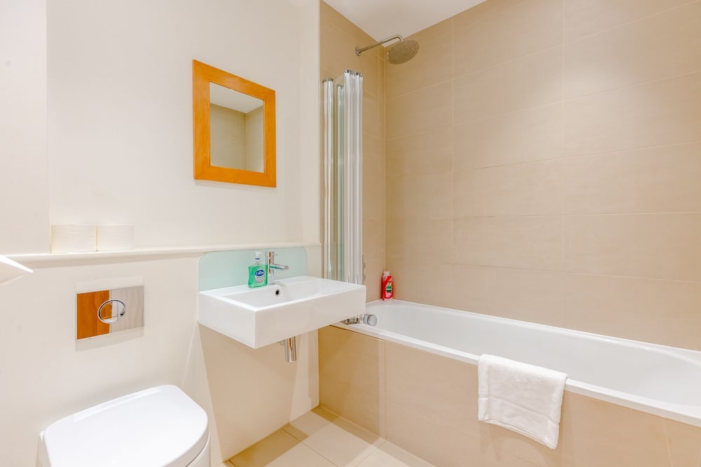Spacious and Central 3 Bedroom House in Paddington