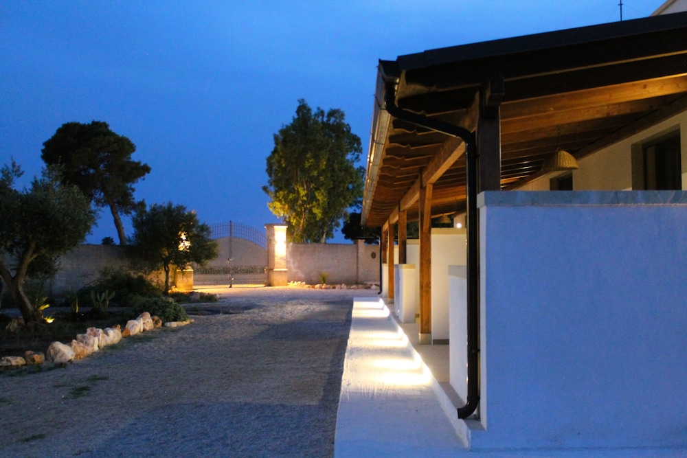 Tenuta Petra Chiara -Apulian Country B&B