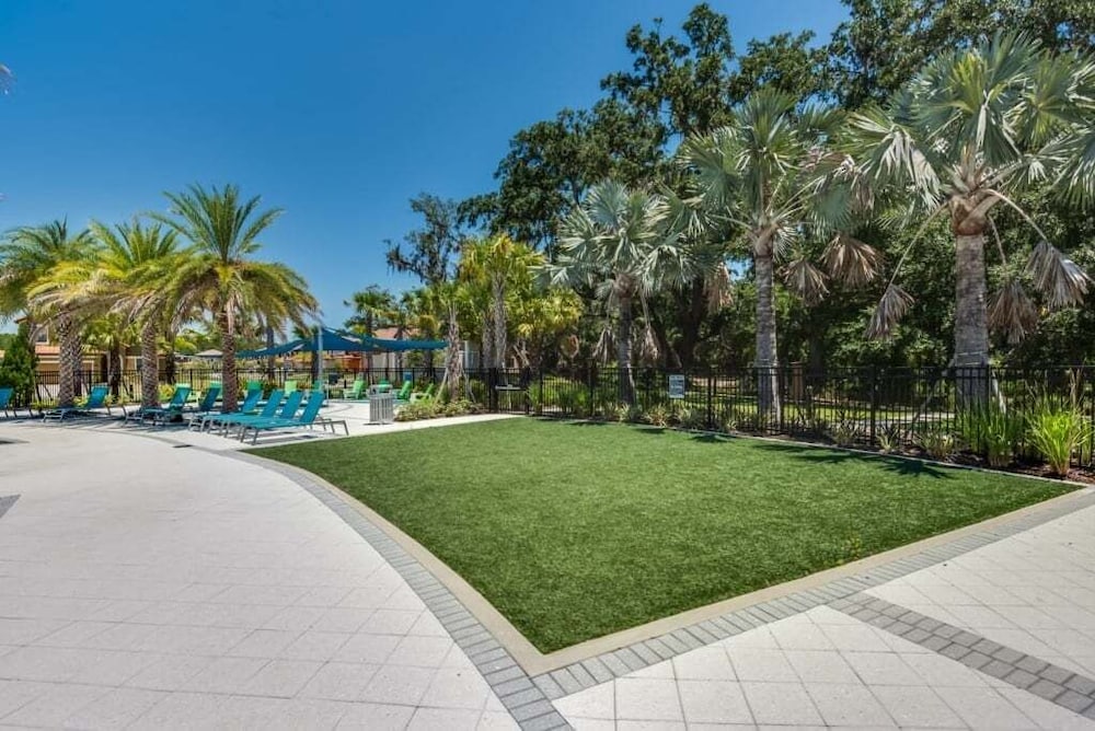 Lake Side View Private Pool Home In Resort! 10 Bedroom Villa