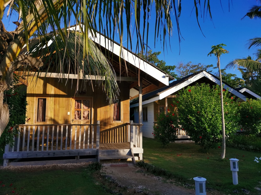 Kawayan Holiday Resort