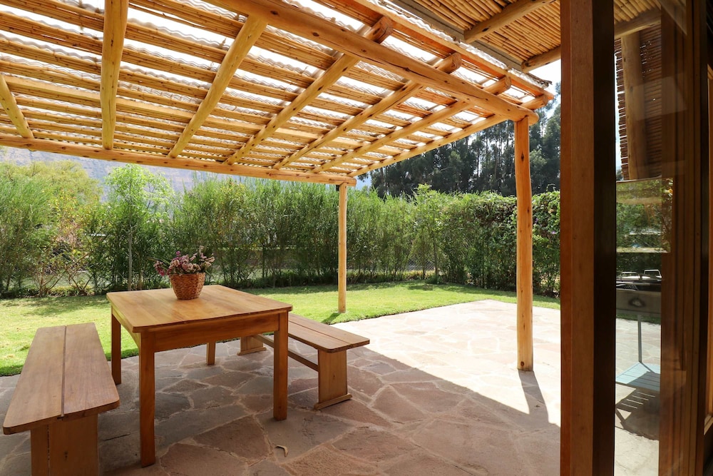 w Majestic 3BR House in Villa Sagrado