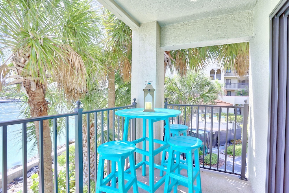 Land's End 4-206 Bay Front - Premier