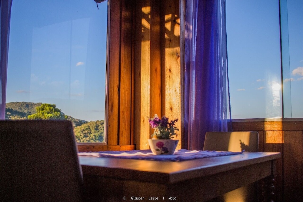 YAAHOO ECOLODGE