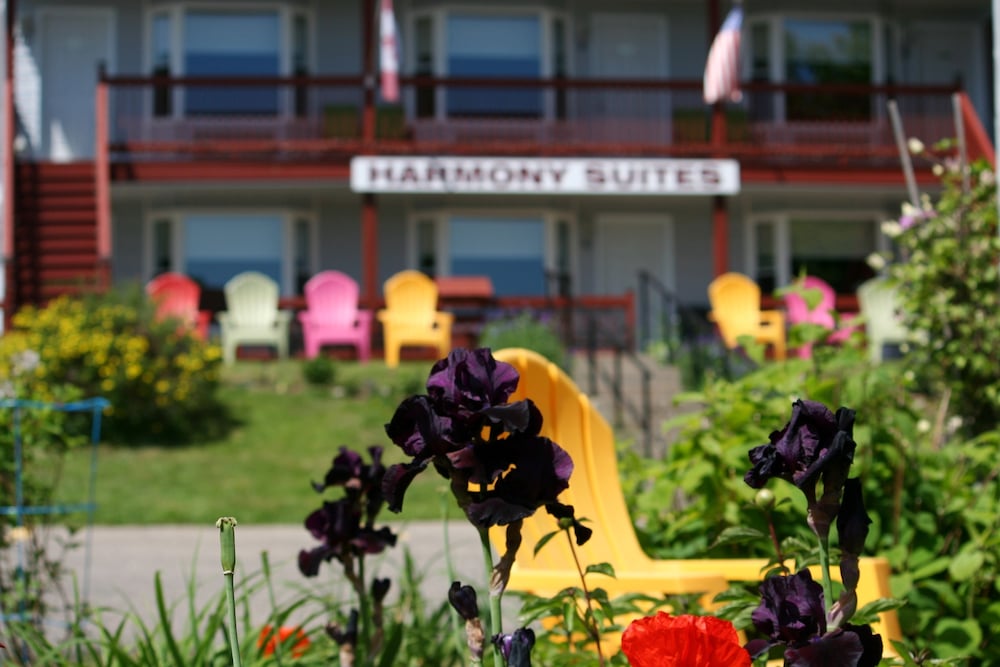 Harmony B&B & Suites