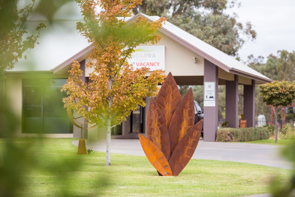 Tindarra Resort