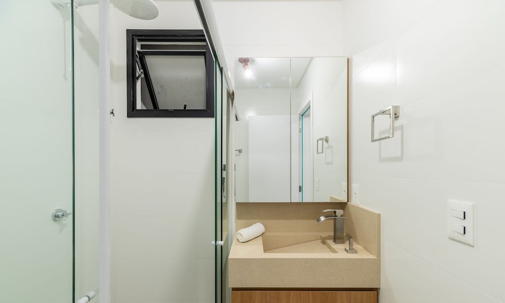 MHF II Apts Variados em Prédio com Vista para o Mar em Itapema
