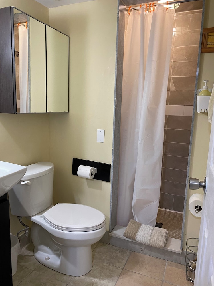 Kaisar Guest House