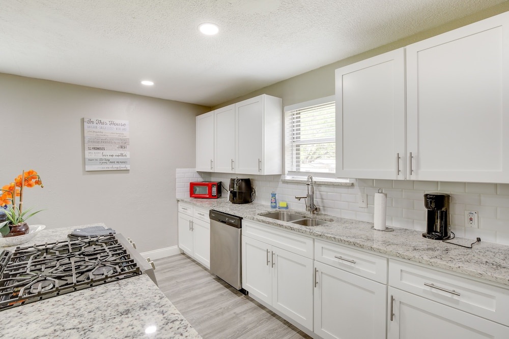 Pet-friendly Mesquite Home Rental w/ Fenced Yard! view 3