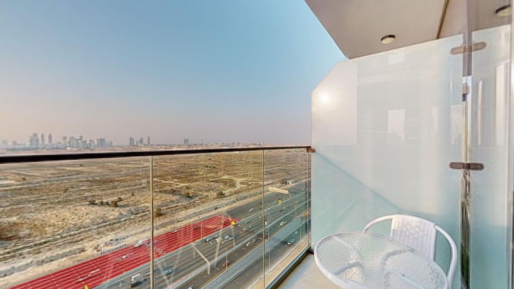 Primestay - Bloom Towers - JVC