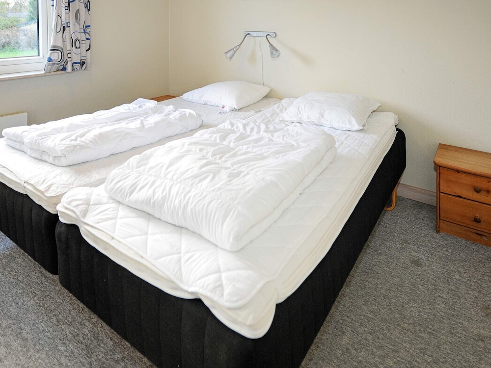 8 Person Holiday Home in Oksbol view 4