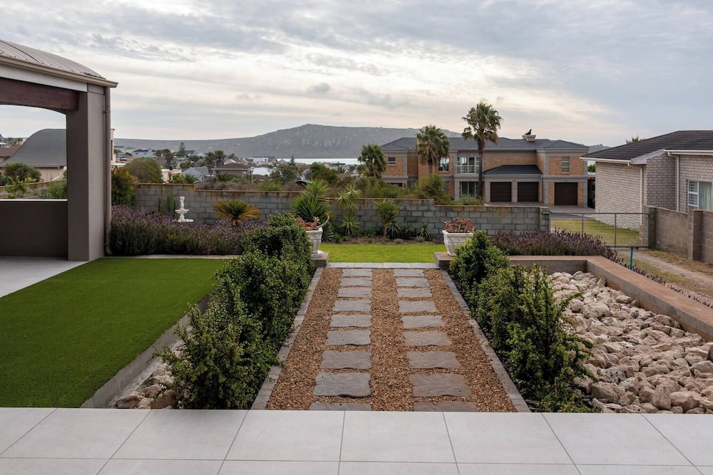 Serene Langebaan Getaway With Garden Views