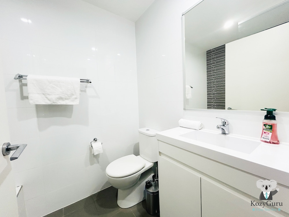 Kozyguru | Homebush West | 3Bed 2Bath Apt +Parking