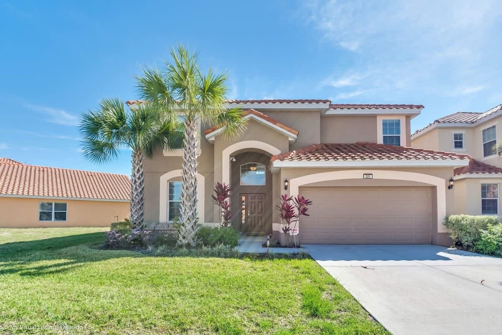 Luxury Villa Near Disney 6 Bd Home With Private Pool and Resort