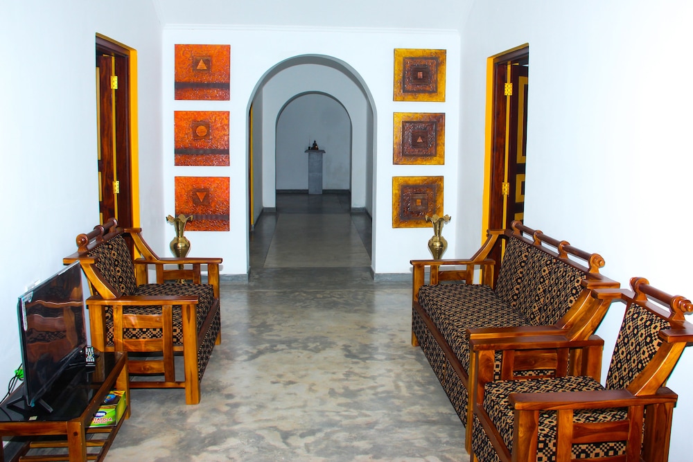 Villa Palm Breeze