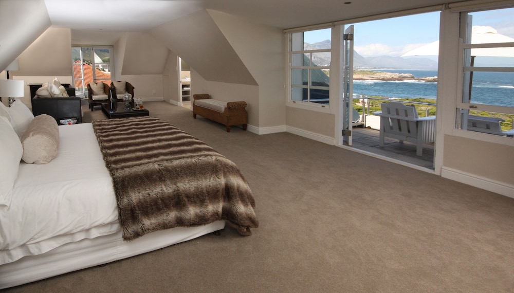 Ocean Eleven Guest House