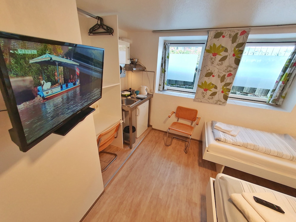 Aparthotel B & L